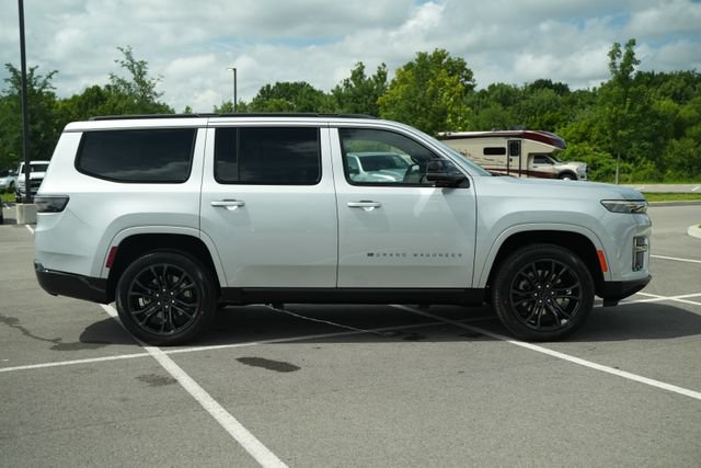 New 2026 Jeep Grand Wagoneer Summit AWD/4WD image 8