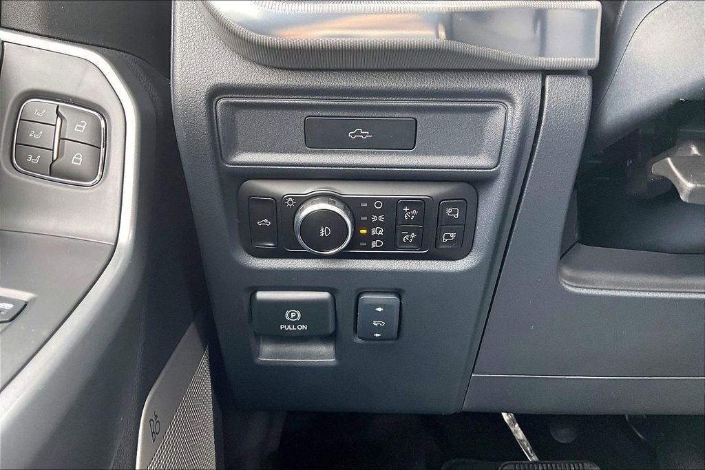 New 2026 Ford F150 Lariat image 38