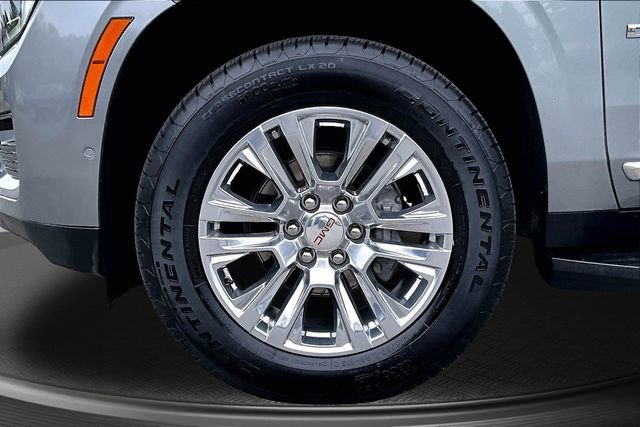 Used 2025 GMC Yukon Denali AWD/4WD image 31