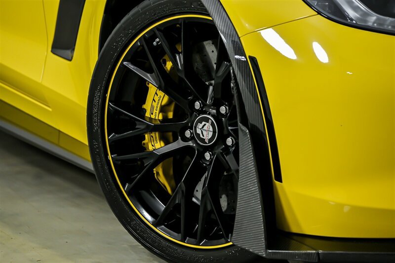 Used 2016 Chevrolet Corvette Z06 w/ C7.r Special Edition RWD image 4