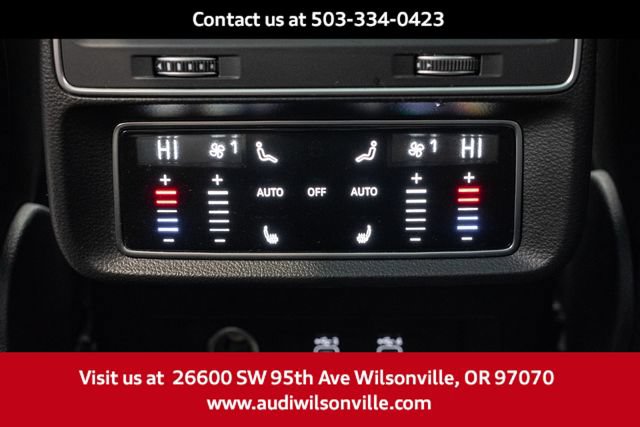 Used 2021 Audi Q7 3.0T Prestige AWD/4WD image 9