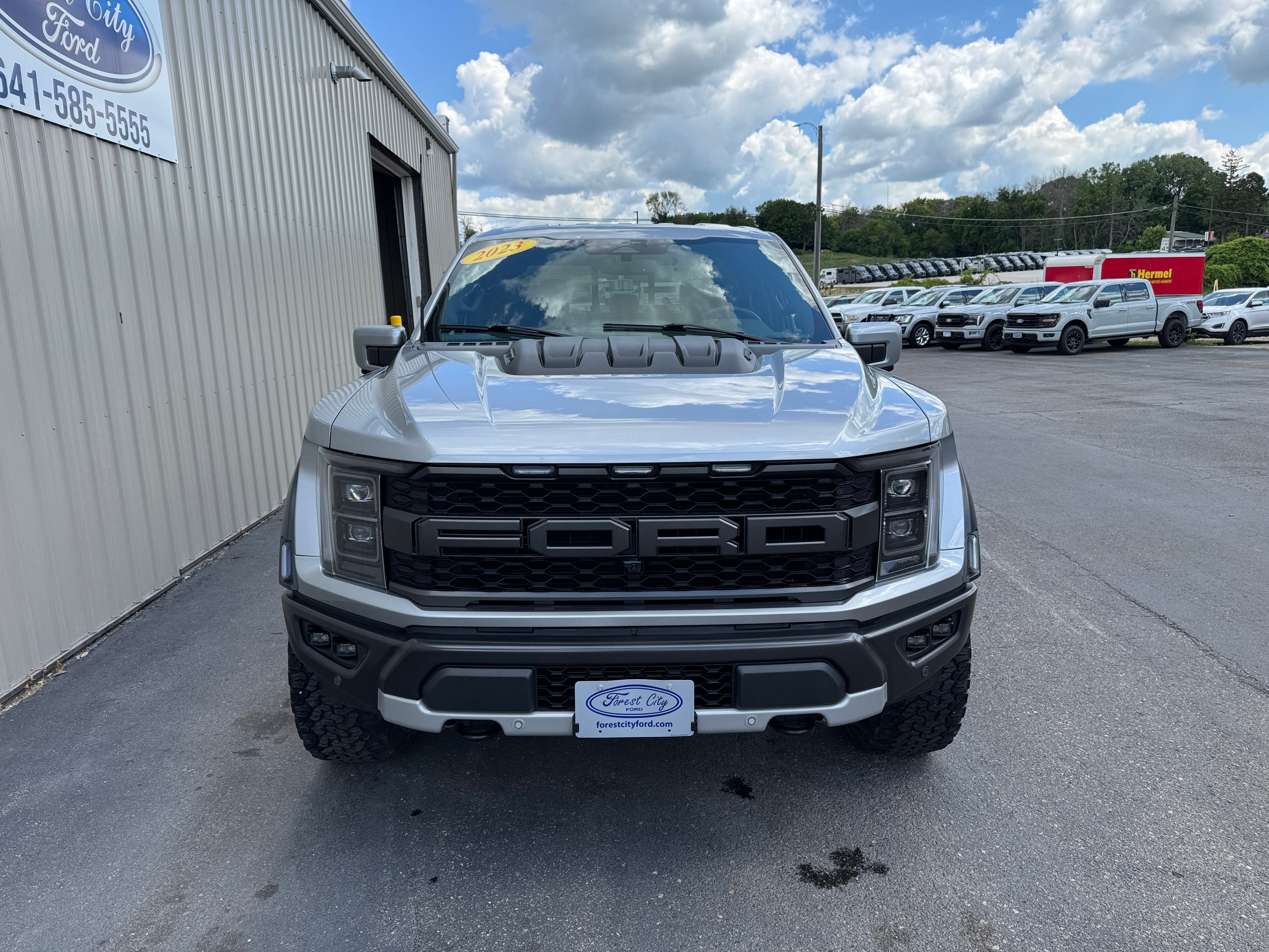 Used 2023 Ford F150 Raptor w/ Raptor Carbon Fiber Package AWD/4WD image 3