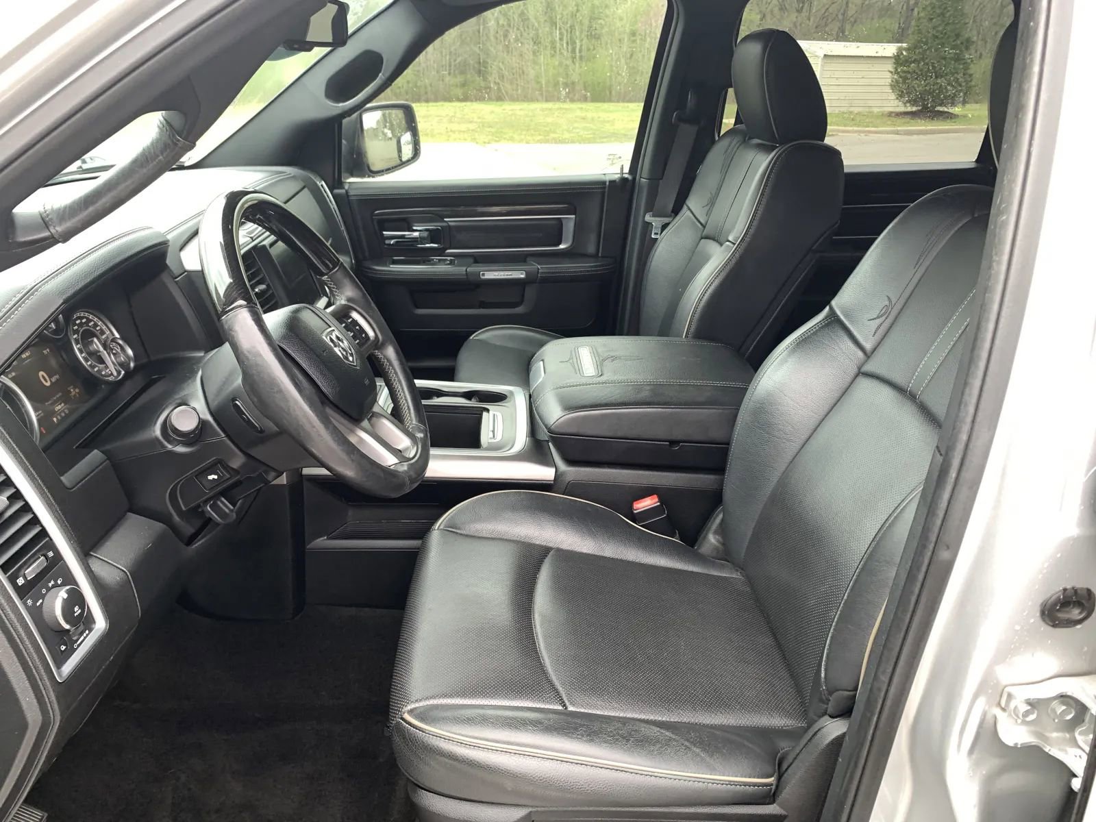 Used 2017 RAM 1500 Limited AWD/4WD image 30