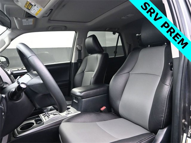 Used 2018 Toyota 4Runner SR5 Premium image 8