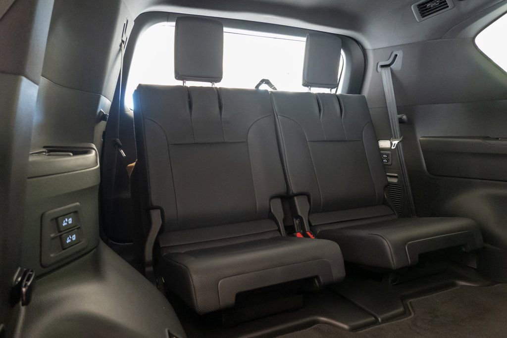 New 2026 Lexus LX 600 F Sport image 23