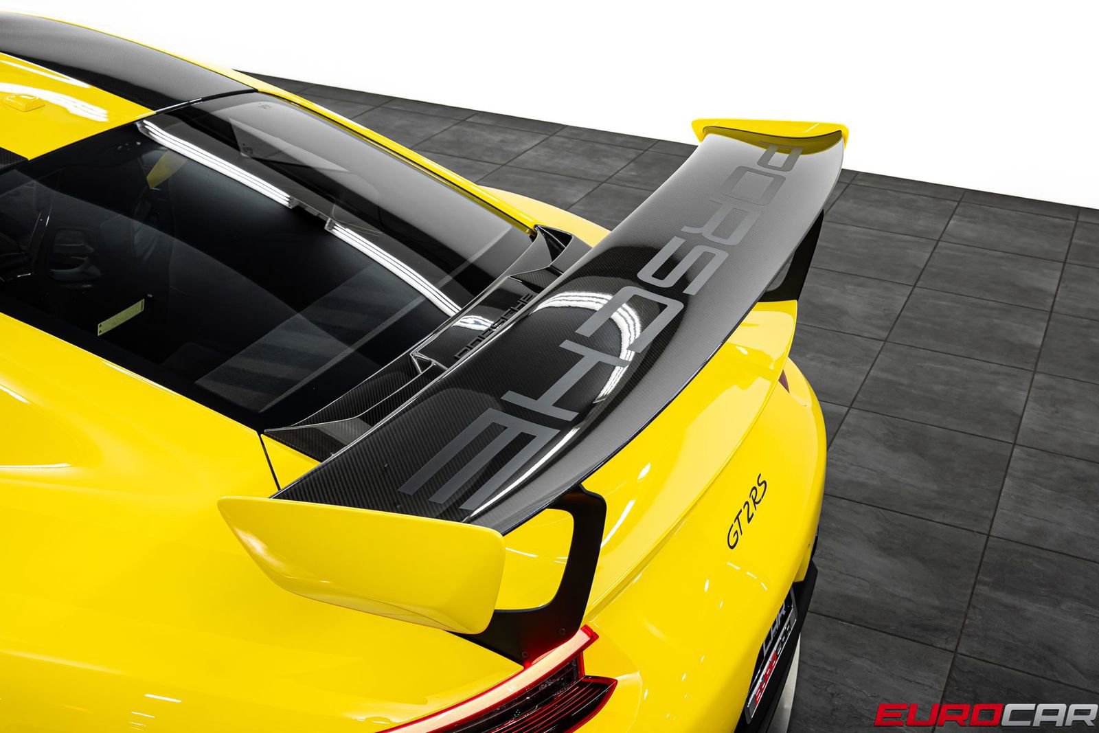 Used 2019 Porsche 911 GT2 RS RWD image 25