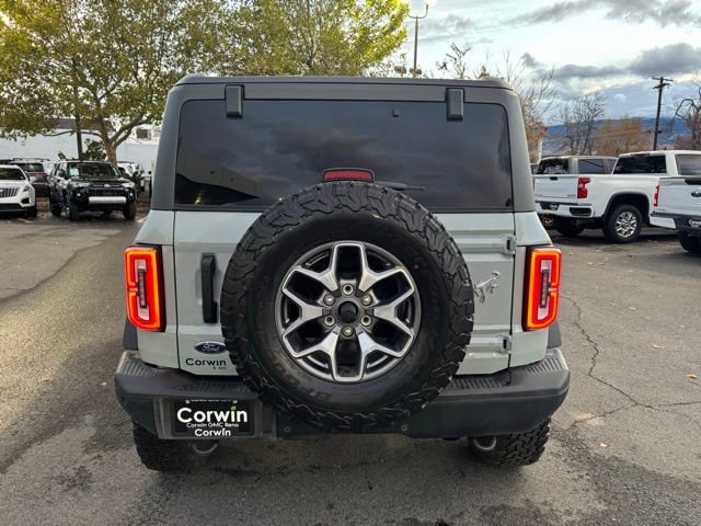 Used 2024 Ford Bronco Badlands image 9