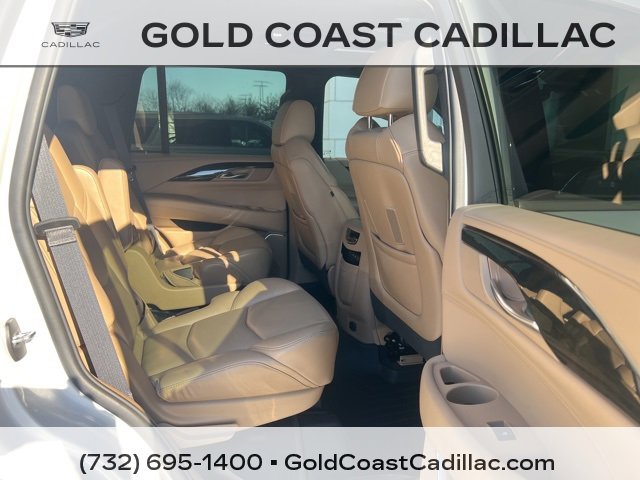 Used 2020 Cadillac Escalade Platinum image 9