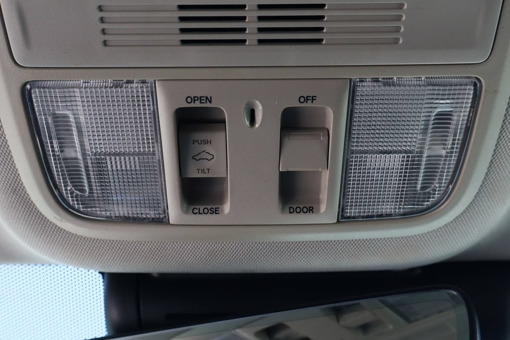 Used 2020 Honda Accord EX-L image 30