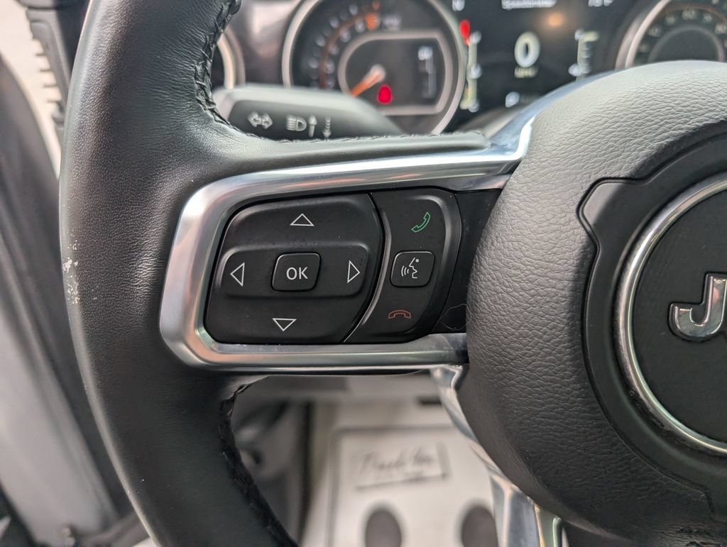 Used 2021 Jeep Wrangler Unlimited Sahara AWD/4WD image 16