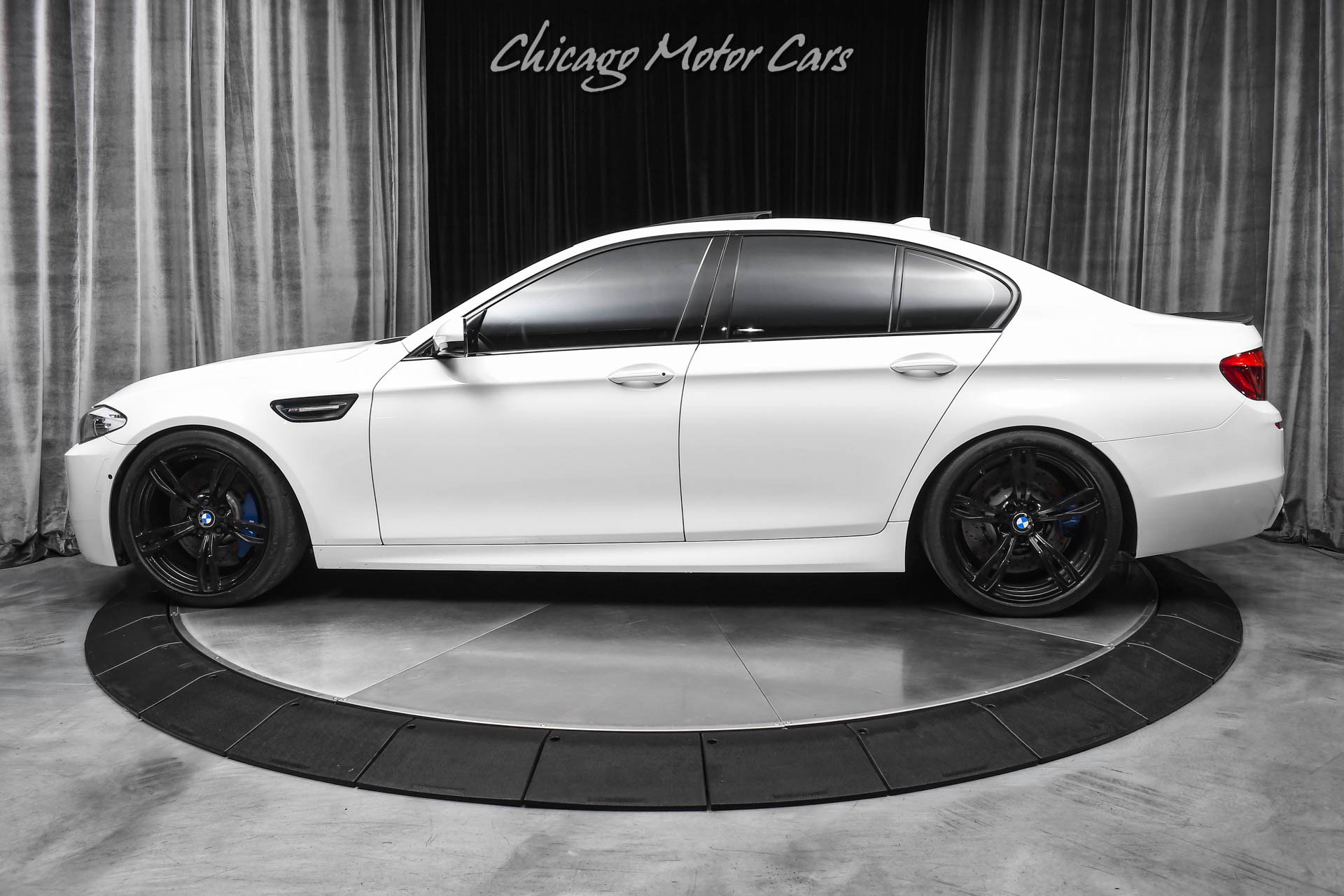 Used 2013 BMW M5 RWD image 41