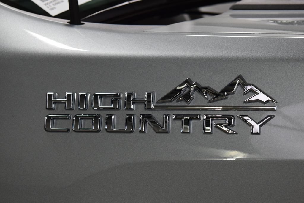New 2026 Chevrolet Silverado 2500 High Country w/ High Country Premium Package AWD/4WD image 18