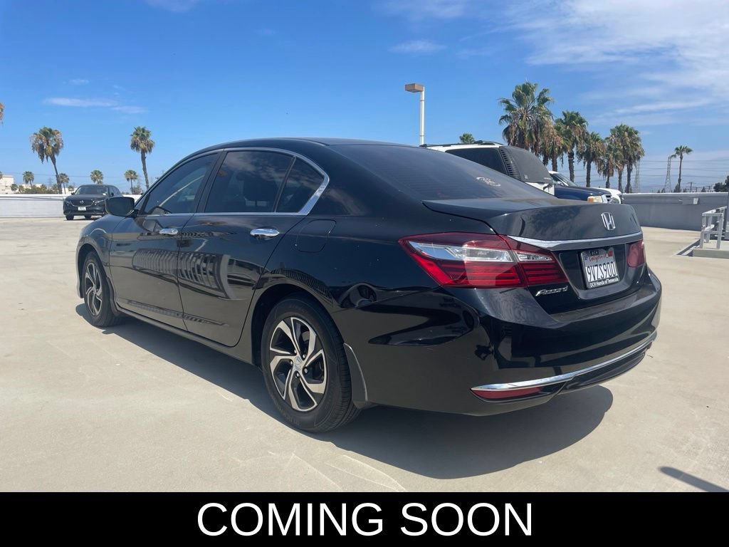 Used 2017 Honda Accord LX image 4