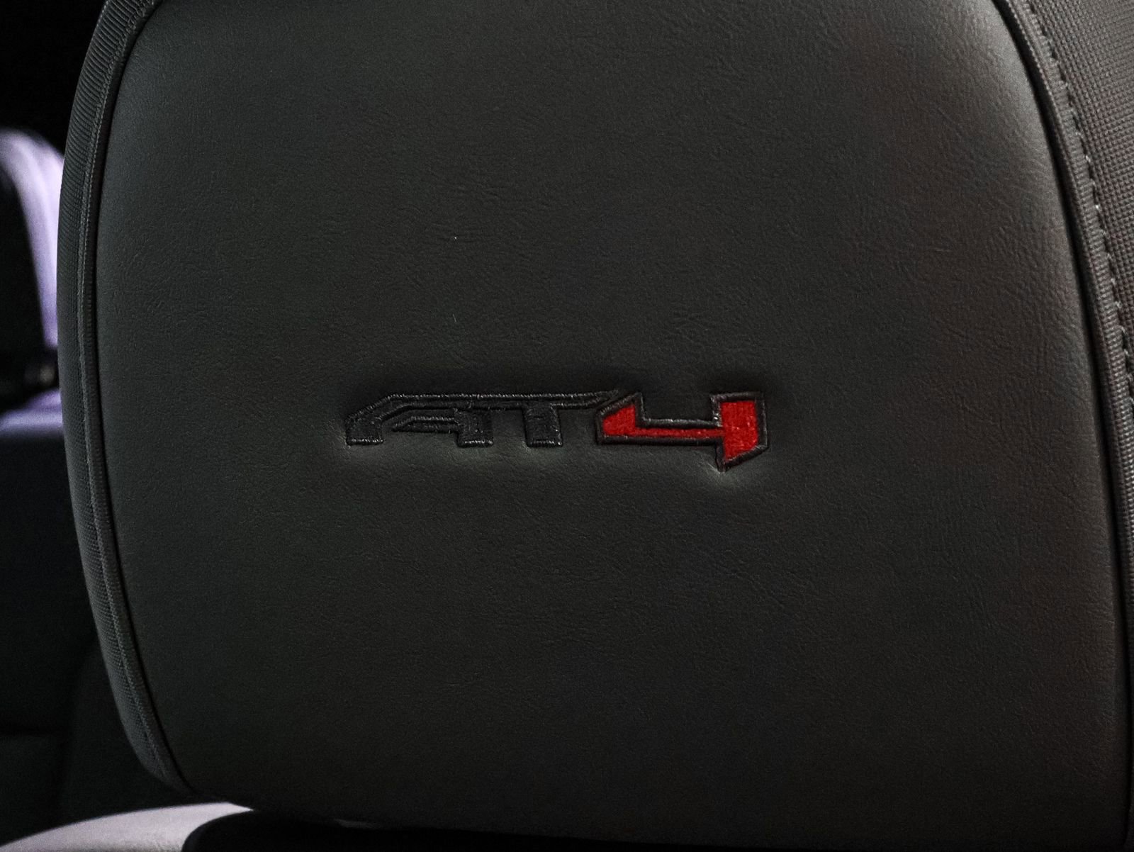 New 2026 GMC Acadia AT4 w/ Super Cruise Package image 21