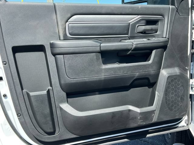 New 2026 RAM 3500 Tradesman AWD/4WD image 17