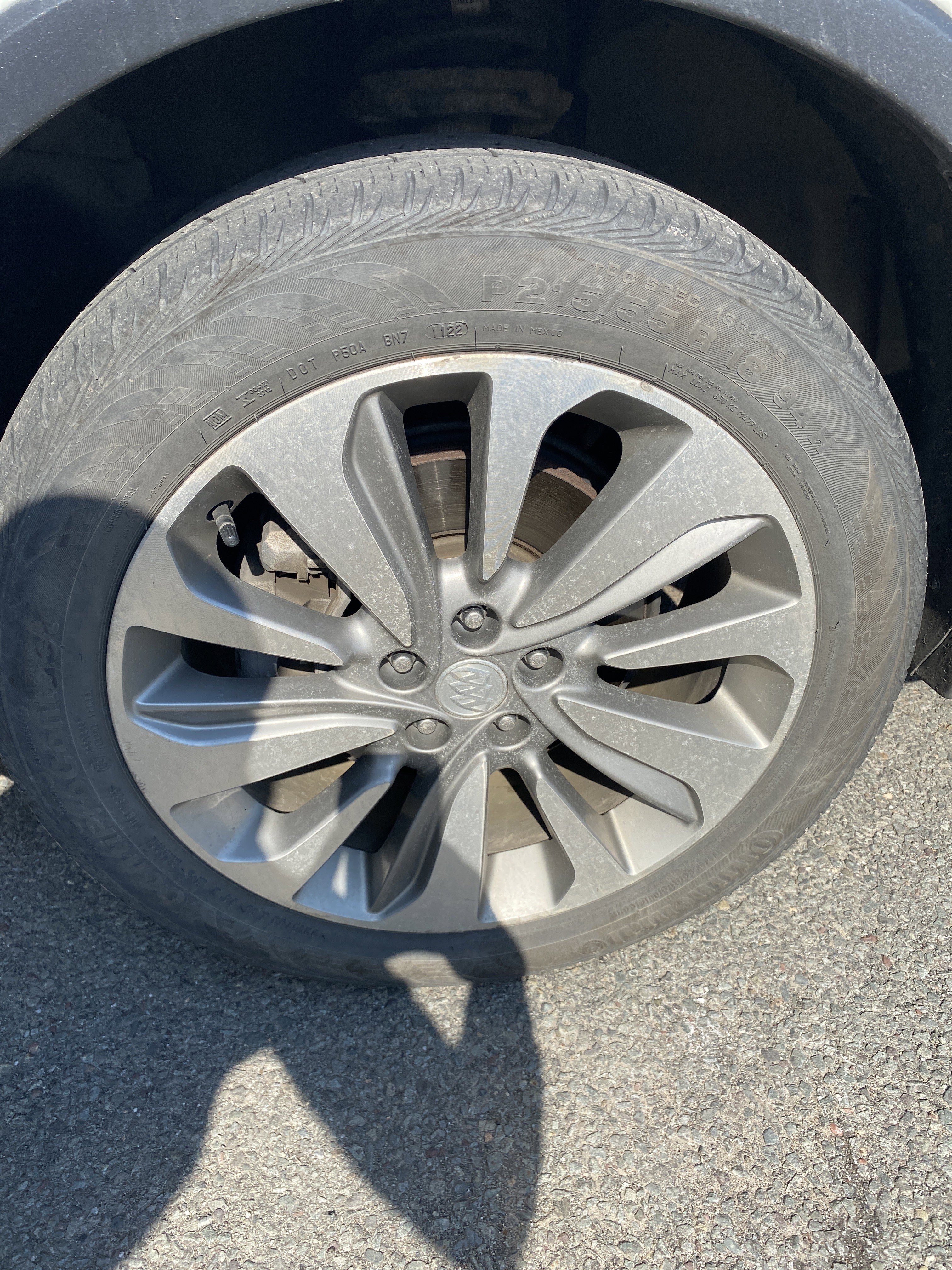 Used 2018 Buick Encore Preferred image 2