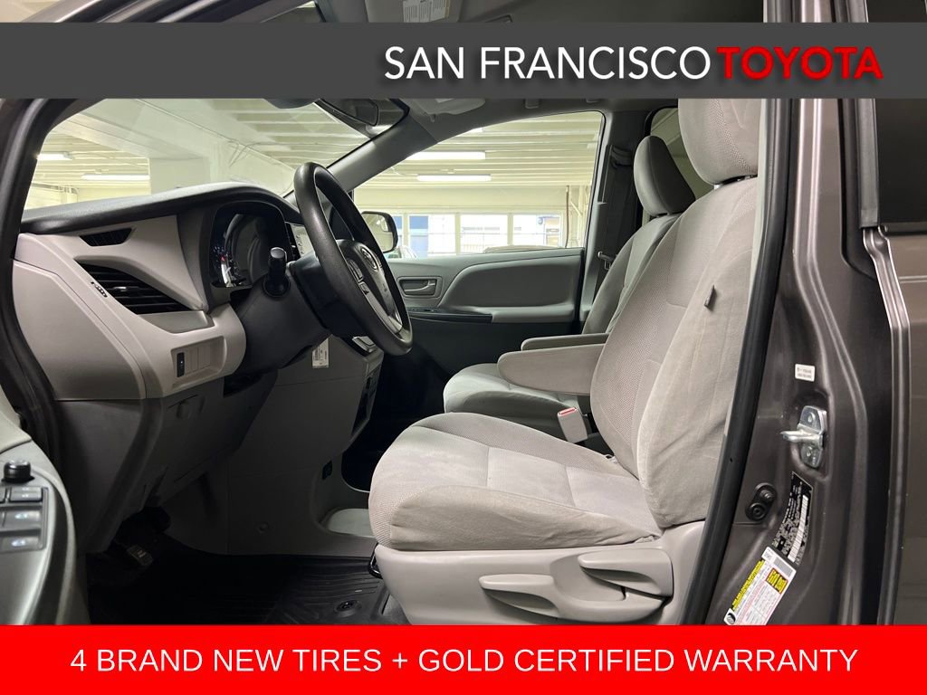 Certified 2020 Toyota Sienna L image 10