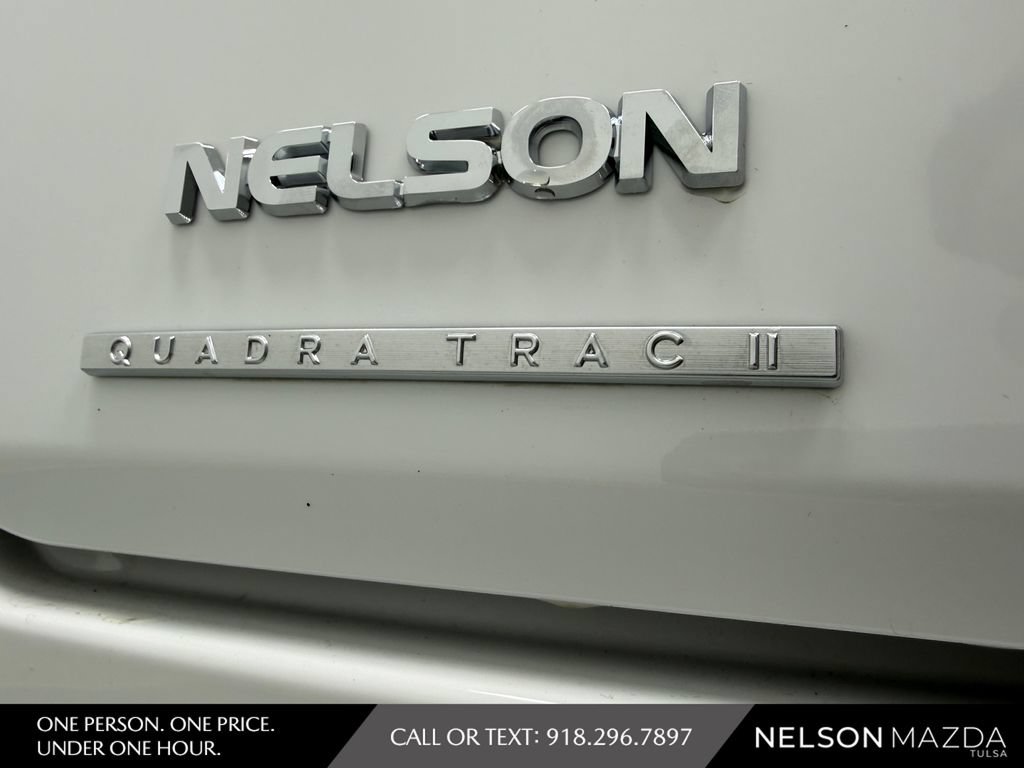 Used 2022 Jeep Wagoneer Series III w/ Premium Group I AWD/4WD image 16