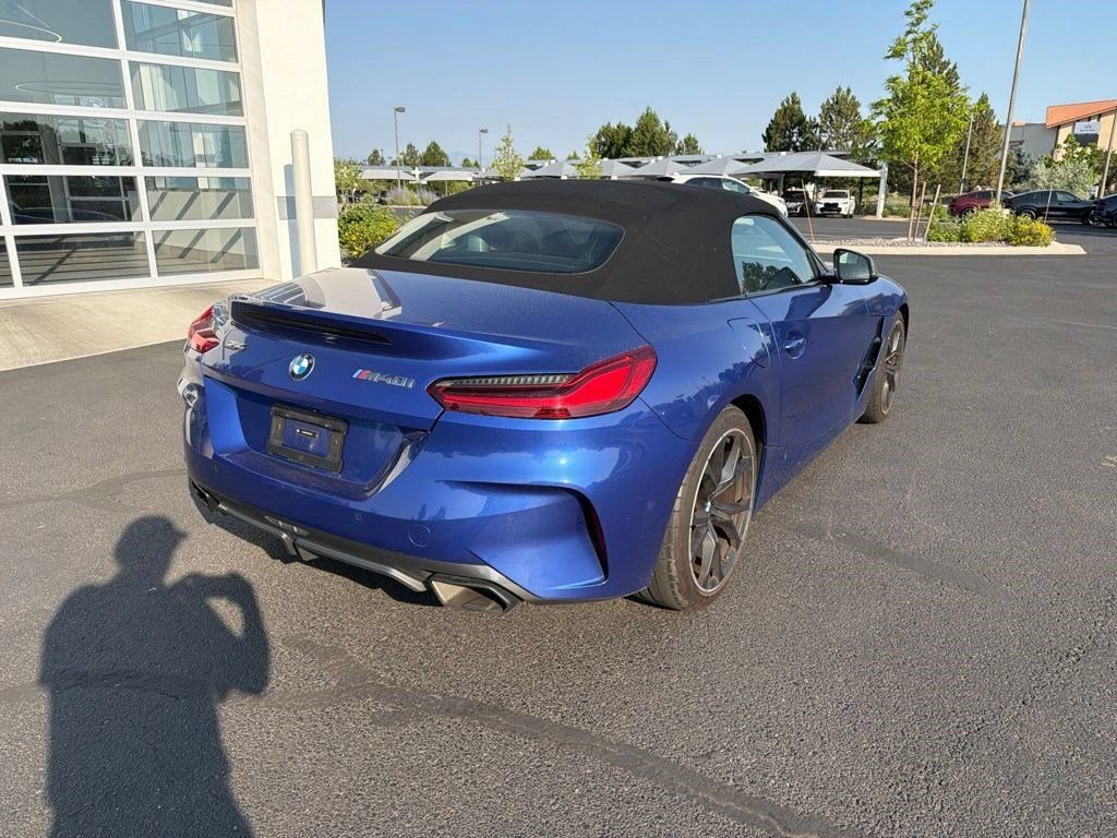 Used 2024 BMW Z4 M40i w/ Premium Package RWD image 10