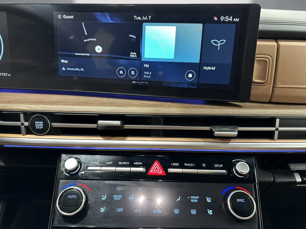 Certified 2024 Hyundai Santa Fe Limited AWD/4WD image 20