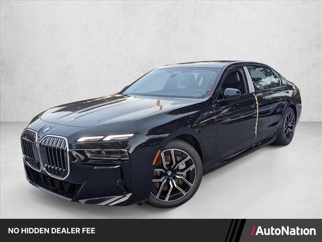 New 2026 BMW 750e xDrive
