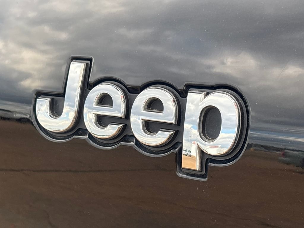 Used 2021 Jeep Grand Cherokee L Limited w/ MOPAR Finishing Package image 29