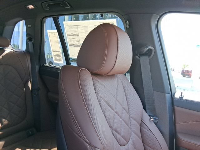 New 2026 BMW X5 sDrive40i w/ Premium Package RWD image 19