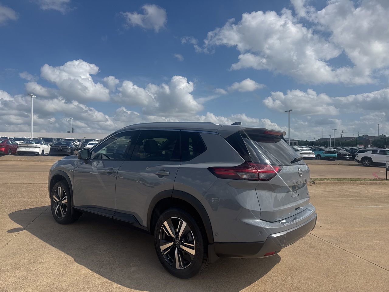 Certified 2025 Nissan Rogue SL w/ SL Premium Package image 14