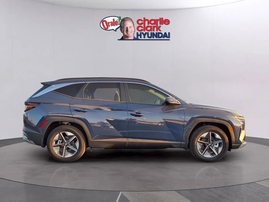 New 2026 Hyundai Tucson SEL image 5