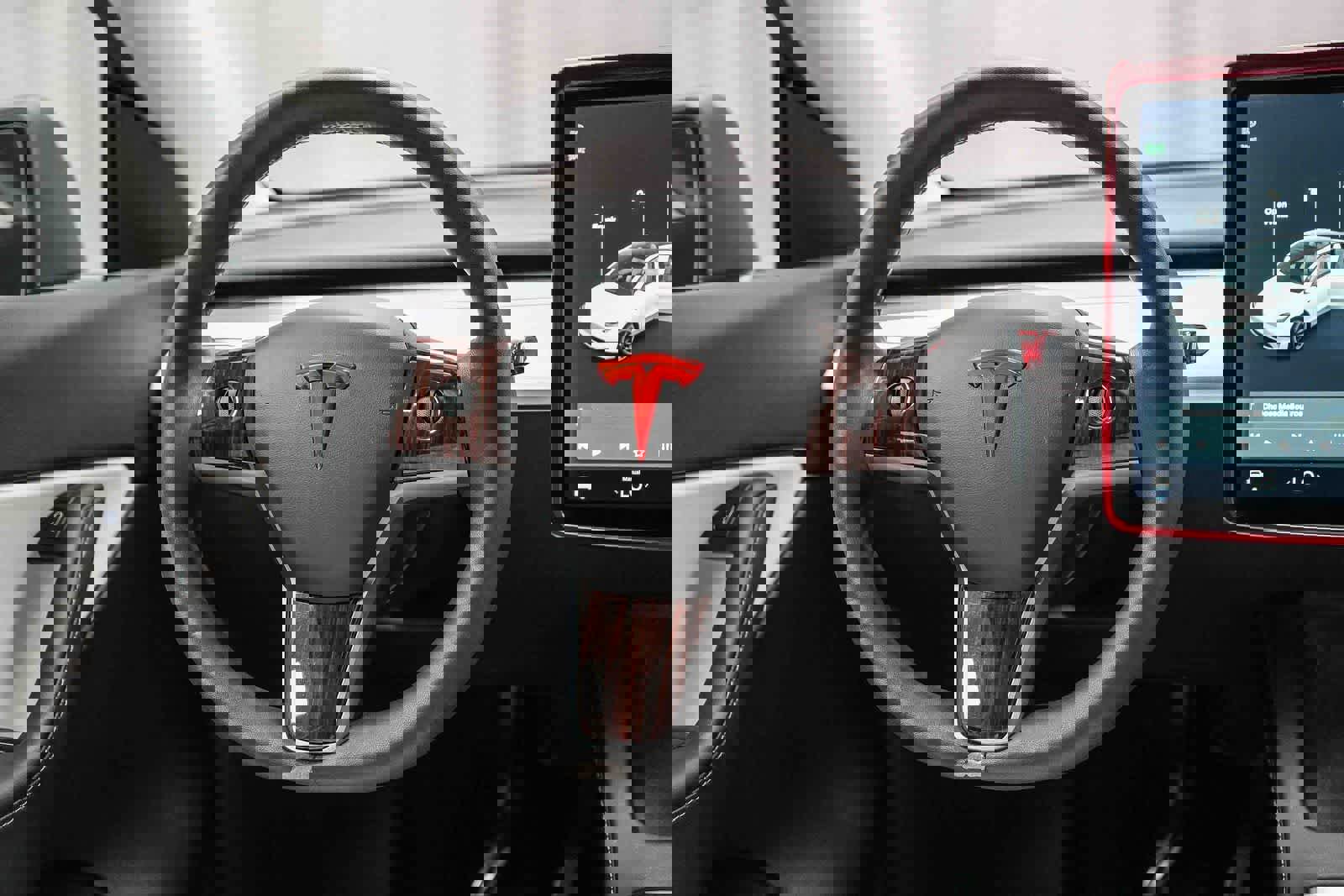 Used 2021 Tesla Model Y Long Range image 15