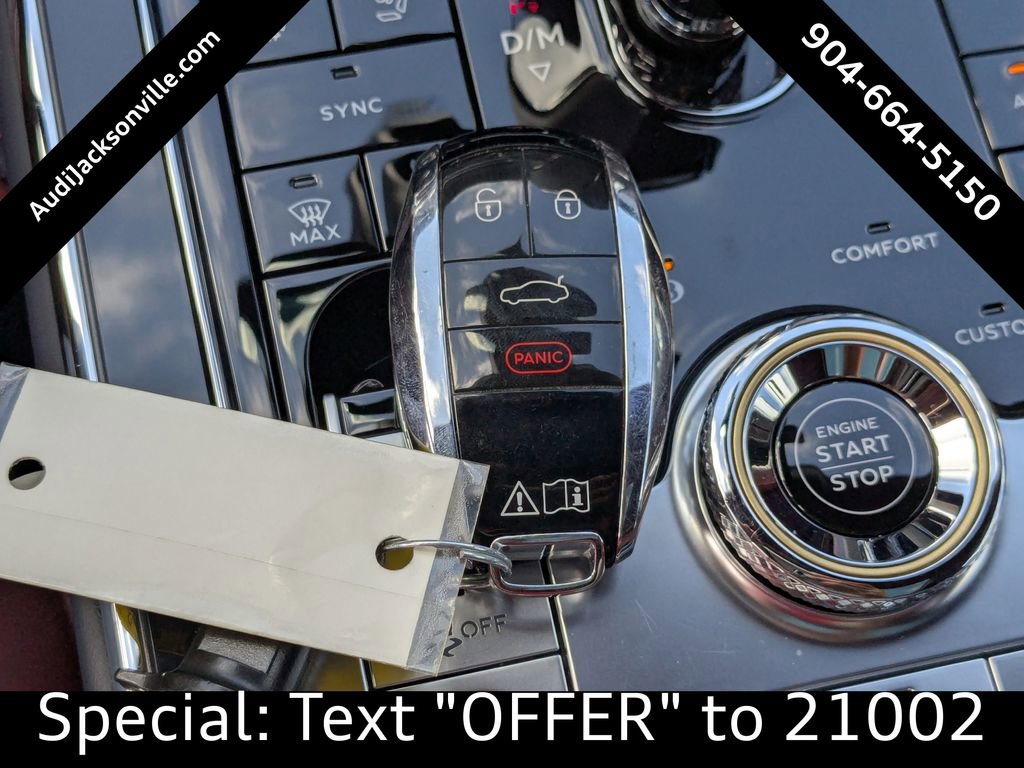 Used 2022 Bentley Flying Spur W12 image 36