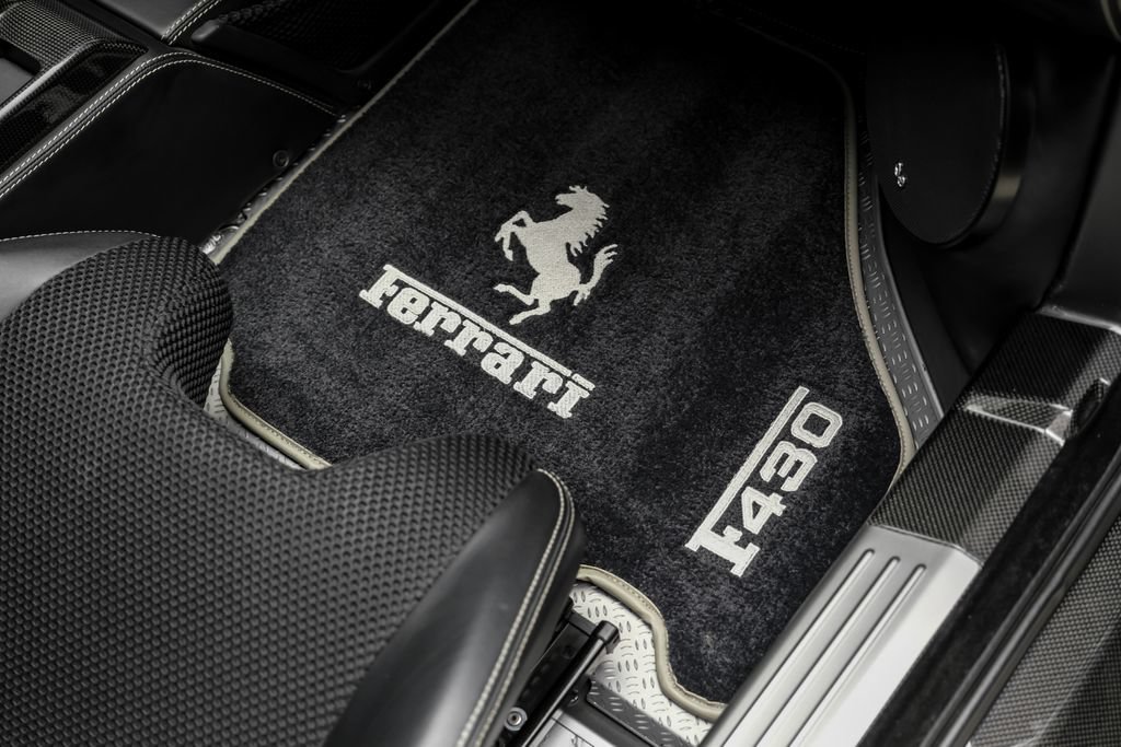 Used 2009 Ferrari F430 Scuderia RWD image 39