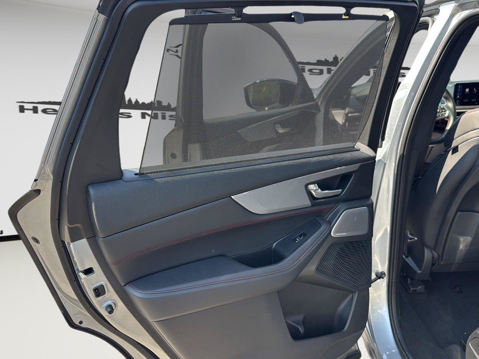 Used 2025 Acura MDX A-Spec AWD/4WD image 30