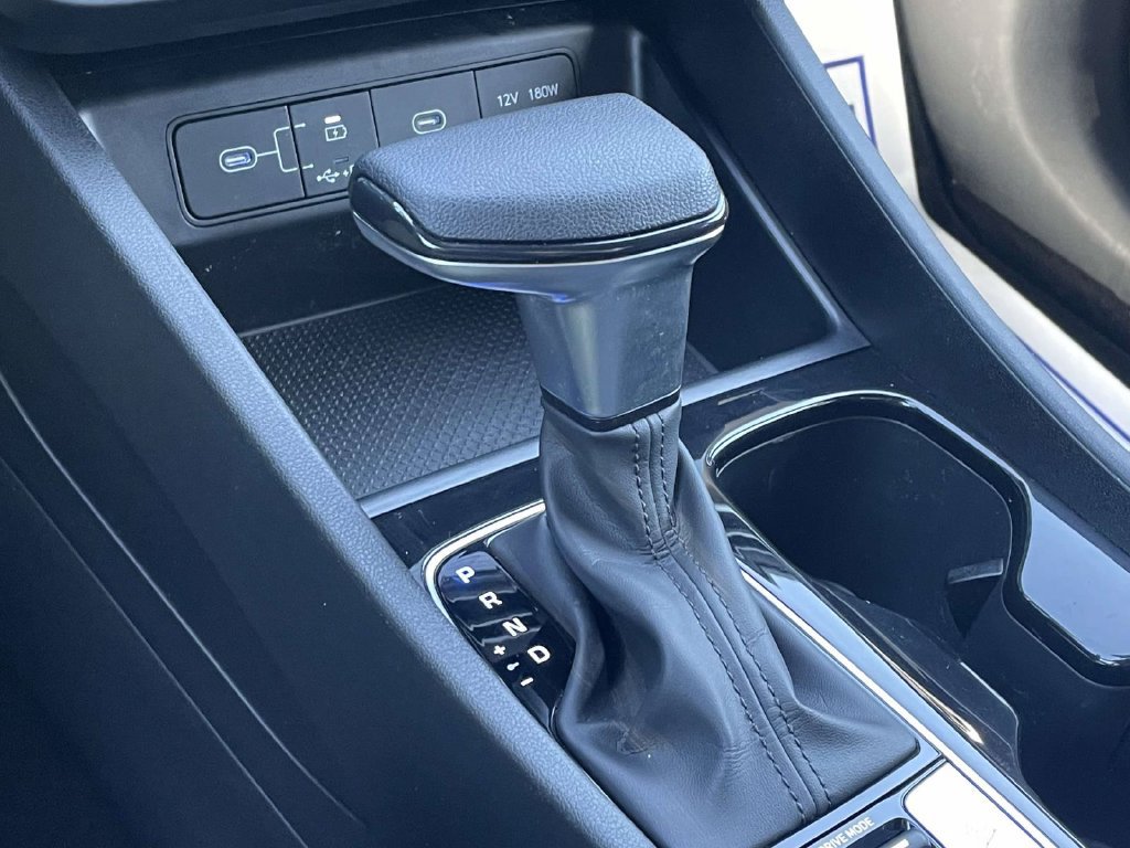 Certified 2025 Hyundai Santa Cruz SE FWD image 28