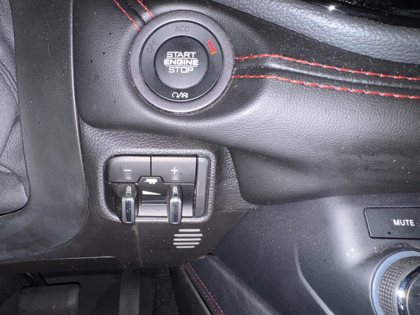 Used 2023 Dodge Durango R/T AWD/4WD image 23