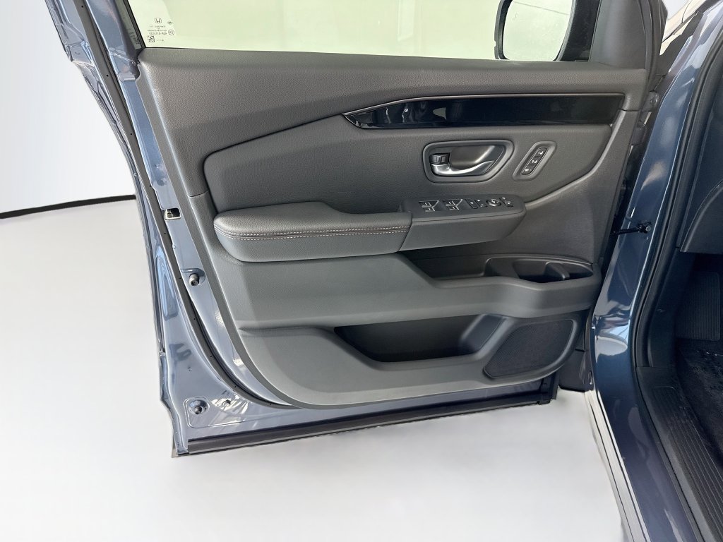 New 2026 Honda Pilot TrailSport image 25