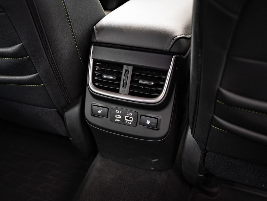 Used 2025 Subaru Outback Onyx Edition XT AWD/4WD image 36
