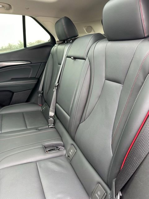 Used 2023 Buick Envision Essence w/ Sport Touring Package image 18