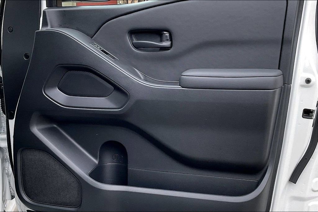 Used 2024 Nissan Frontier S w/ Technology Package image 23