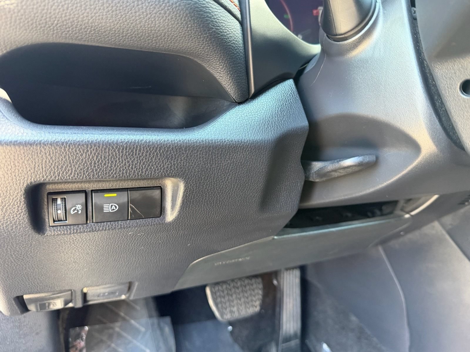Used 2024 Toyota RAV4 Adventure AWD/4WD image 25