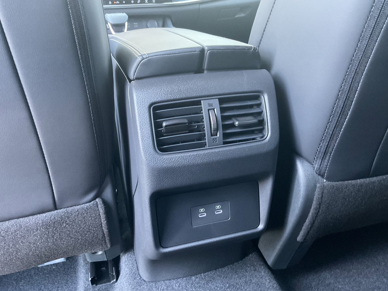 New 2027 Nissan Rogue Dark Armor AWD/4WD image 12