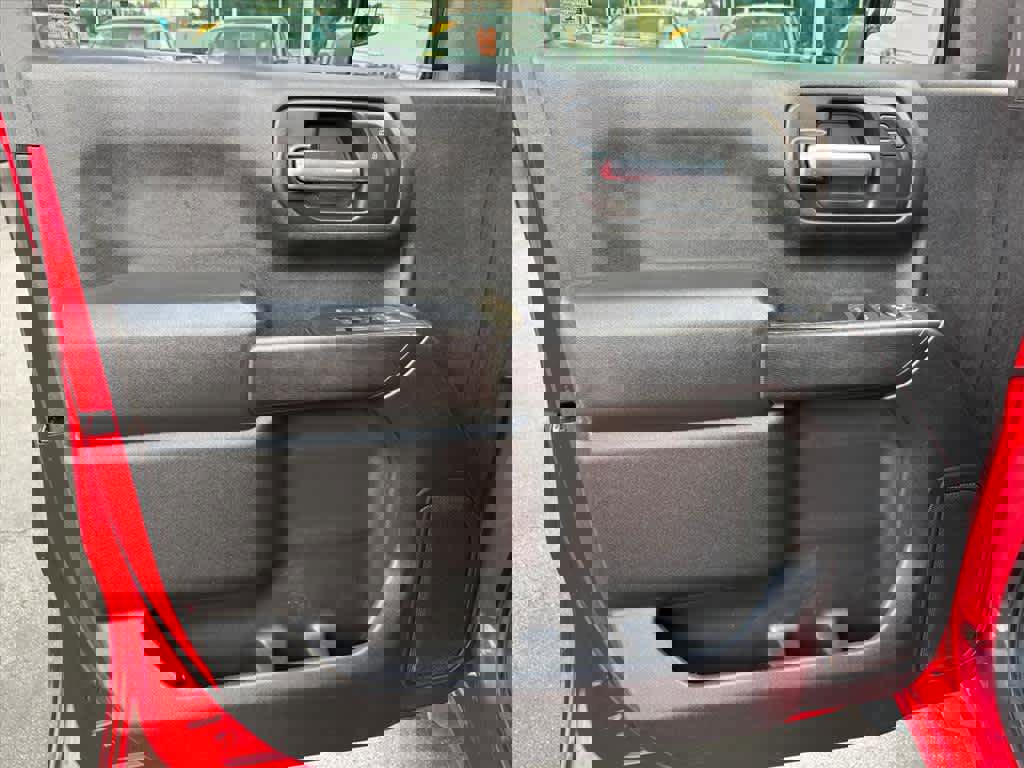 Used 2021 Chevrolet Silverado 1500 Custom Trail Boss w/ LPO, Dark Essentials Package image 20