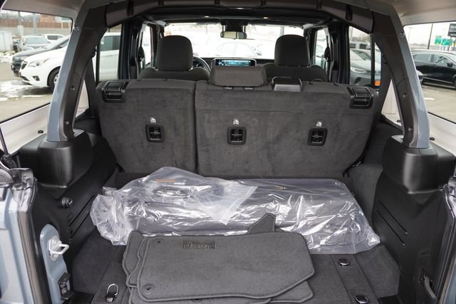 Certified 2025 Jeep Wrangler Unlimited Rubicon 4xe w/ Safety Group image 19