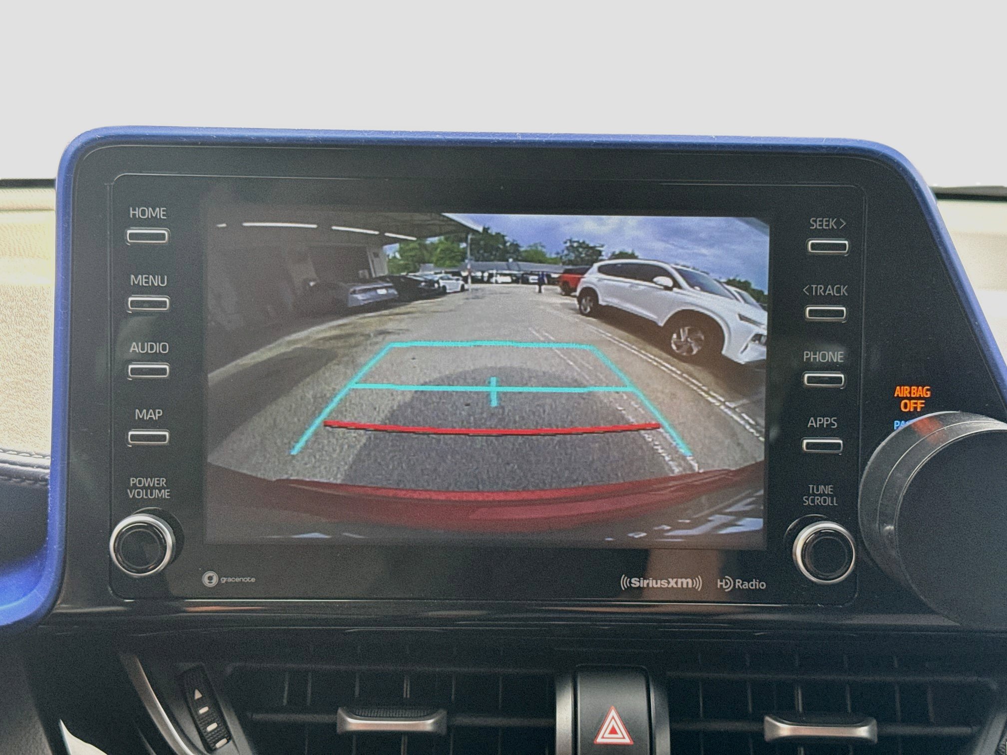 Used 2021 Toyota C-HR XLE FWD image 11