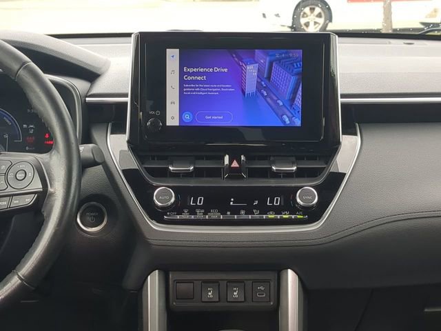 Used 2023 Toyota Corolla Cross XSE w/ Convenience Package image 18