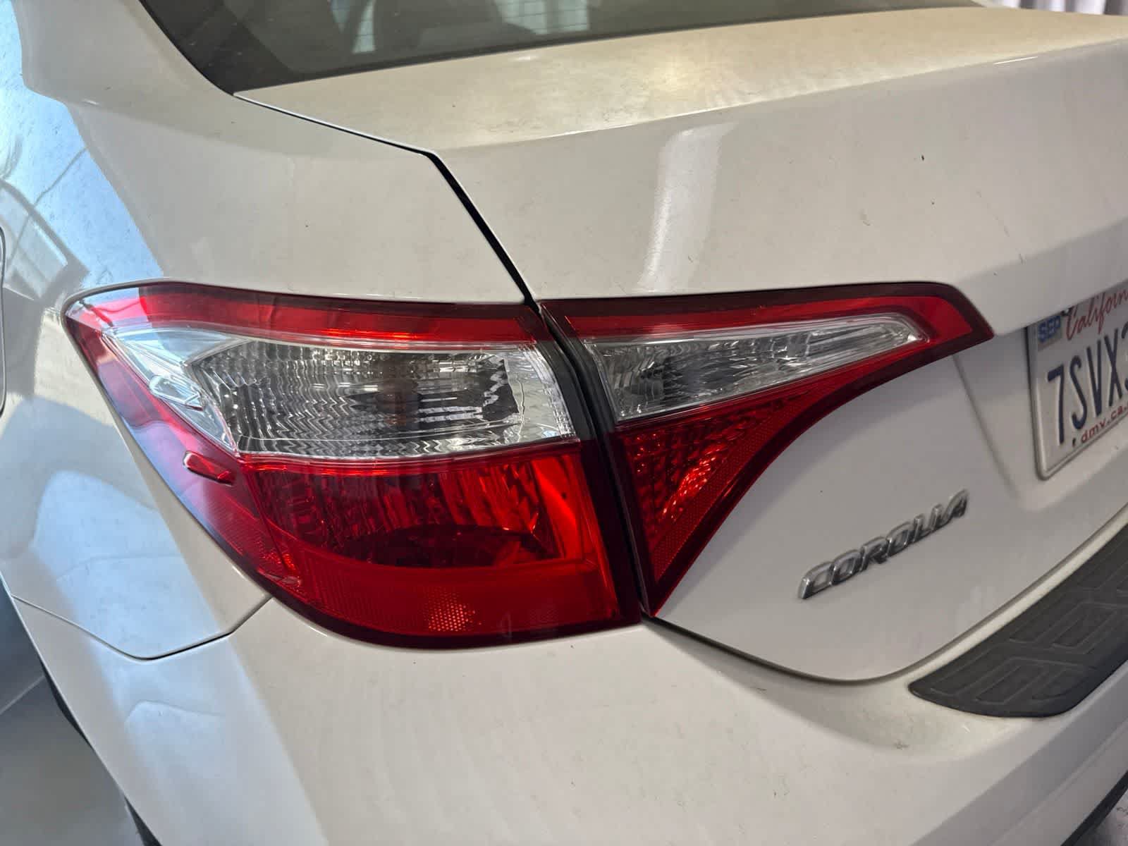 Used 2016 Toyota Corolla LE FWD image 12