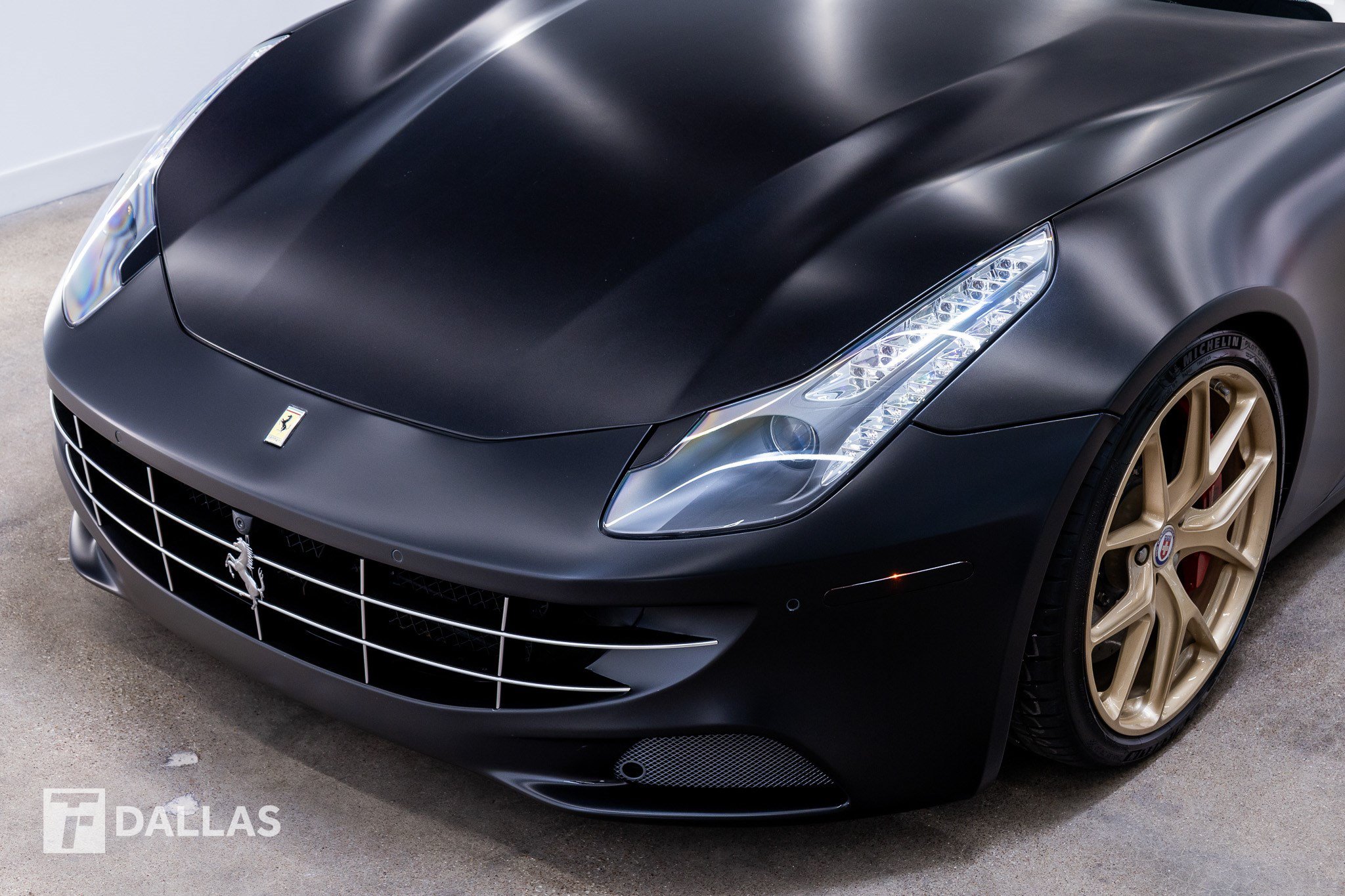 Used 2012 Ferrari FF AWD/4WD image 3