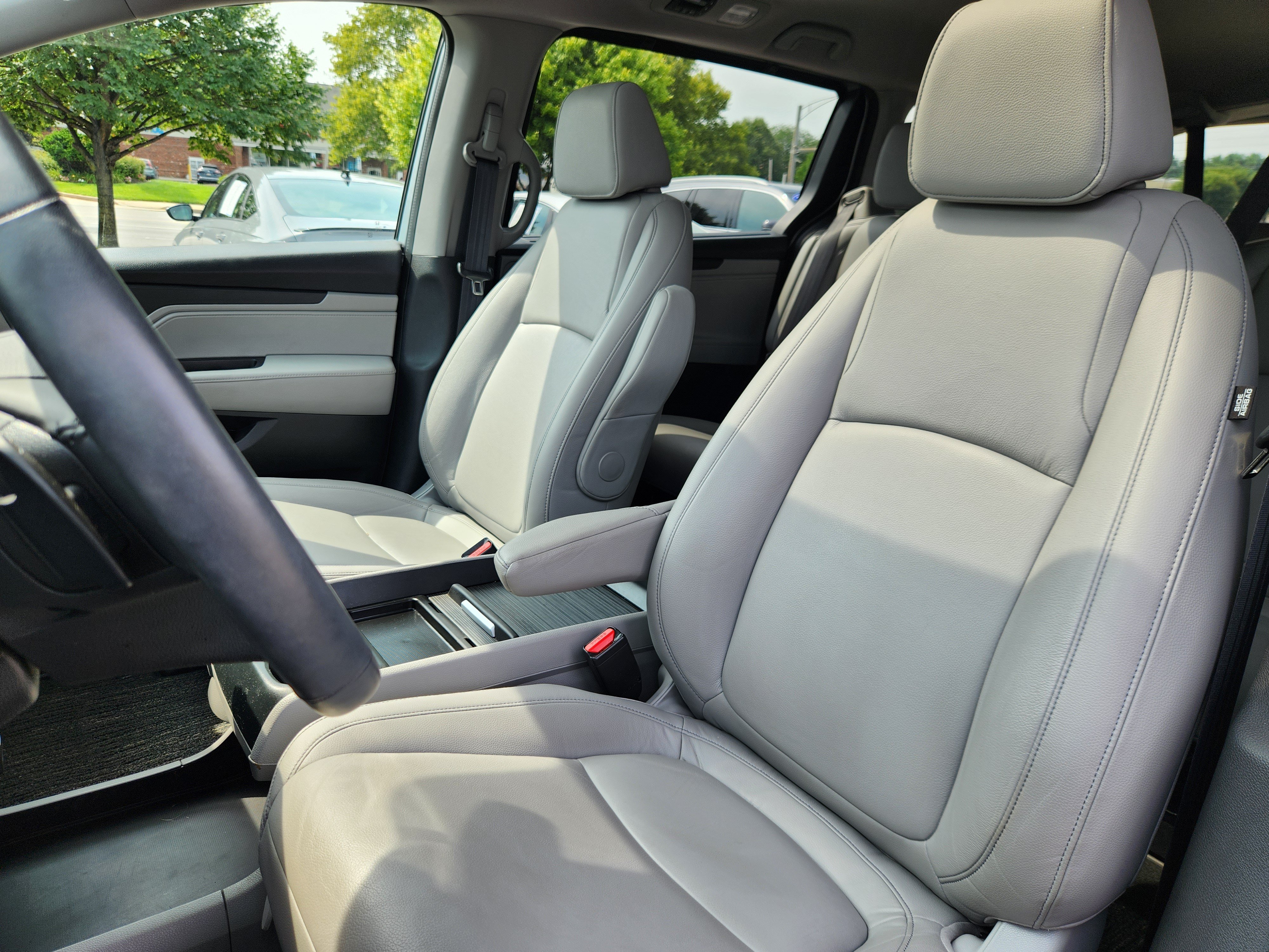 Certified 2024 Honda Odyssey EX-L image 7