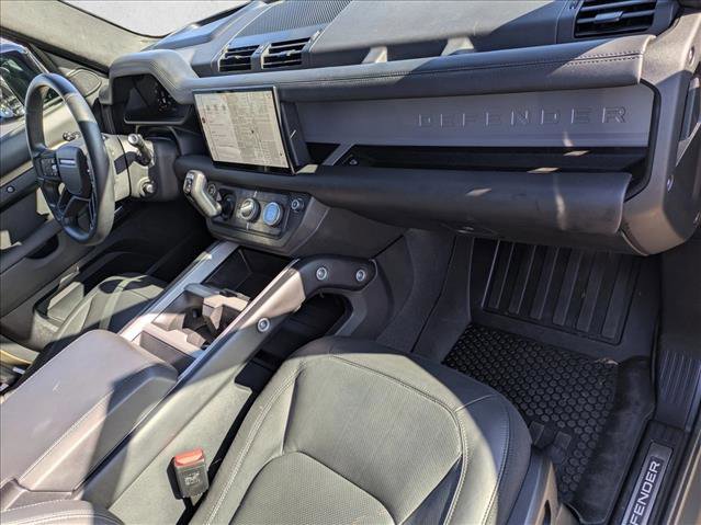 Certified 2025 Land Rover Defender 110 X AWD/4WD image 23