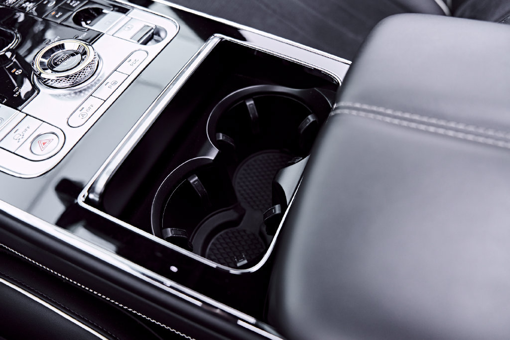 Used 2023 Bentley Flying Spur S V8 AWD/4WD image 72
